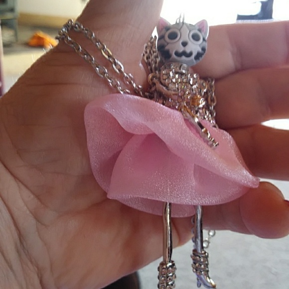 Necklaces - Picture 6 of 6